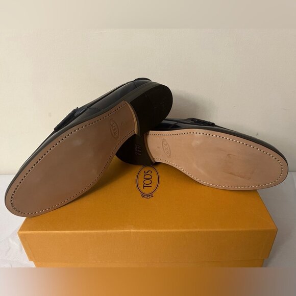 NIB Tods ‘Kate’ Chain Baltic Blue Patina Moccasin Loafers 8EU/9US $895.00 *2024*